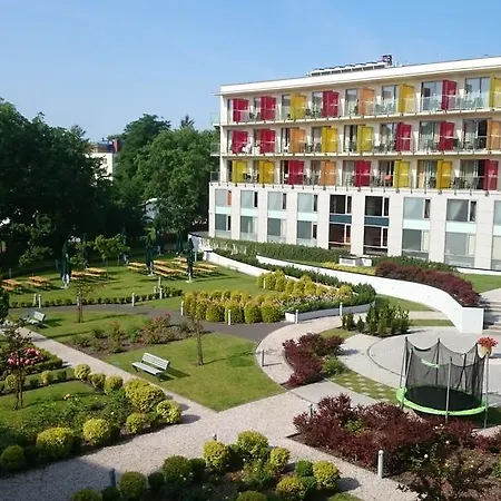 Apartment Aquarius Z Basenem *