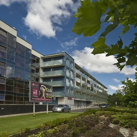 Aquarius Z Basenem Apartment