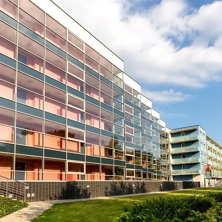 Aquarius Z Basenem Kolobrzeg