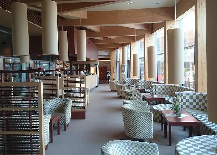 Aquarius Z Basenem Kolobrzeg