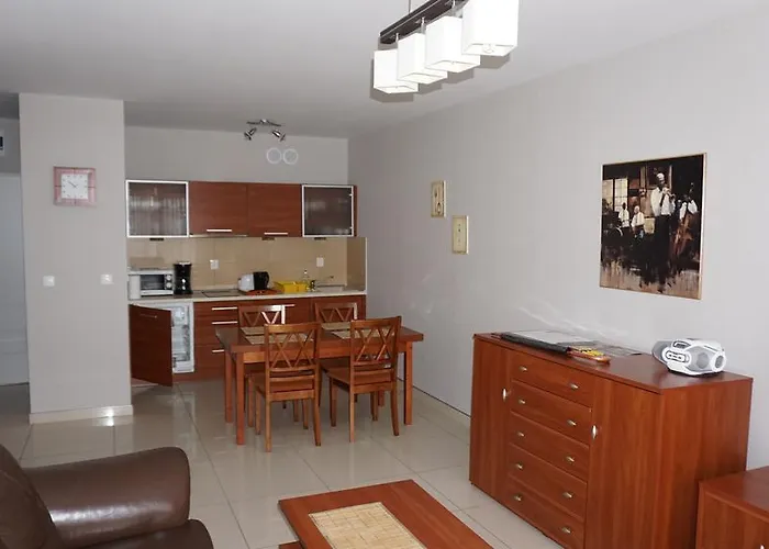 Appartement Aquarius Z Basenem *