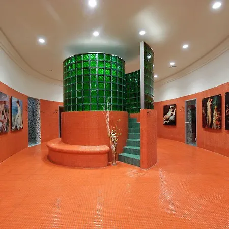 Aquarius Z Basenem Apartment *