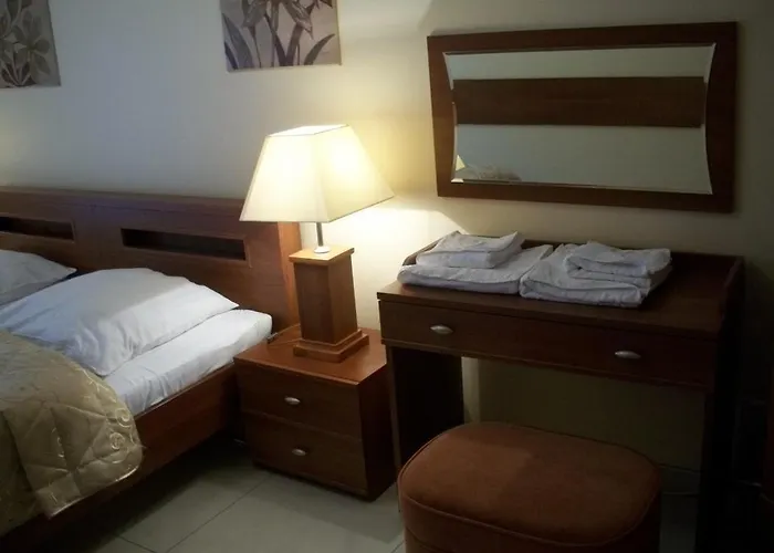 Aquarius Z Basenem *