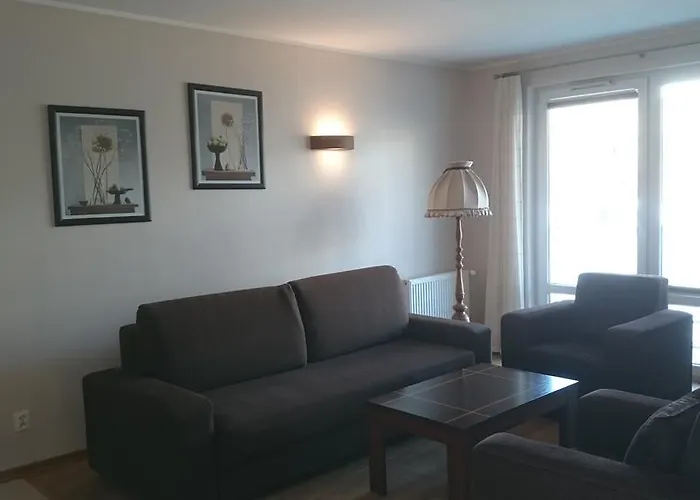 Aquarius Z Basenem 코워브제크