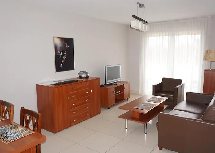 Aquarius Z Basenem * 코워브제크